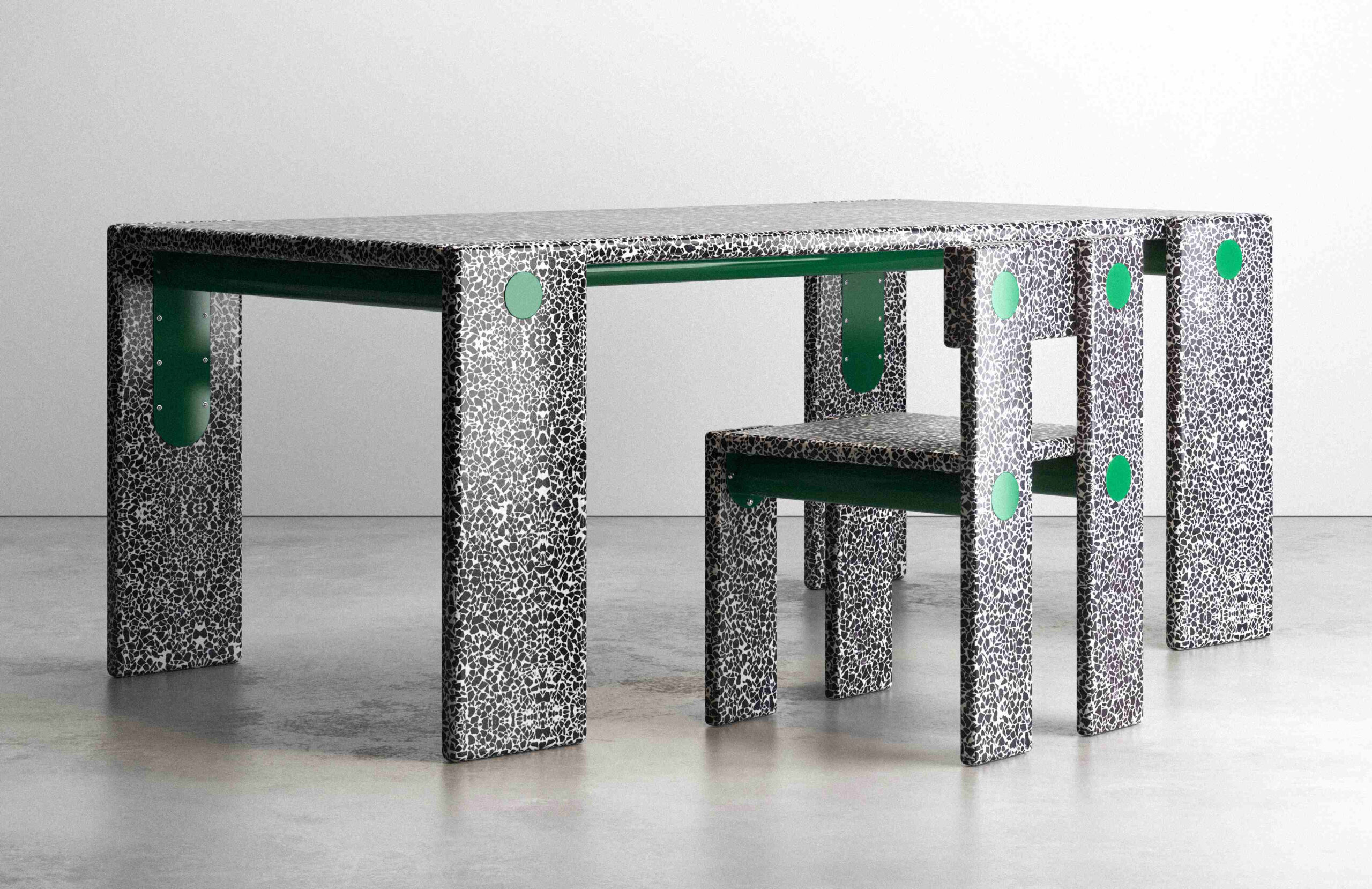 Collection de mobilier en Édition Limitée signée Mosaic Factory x