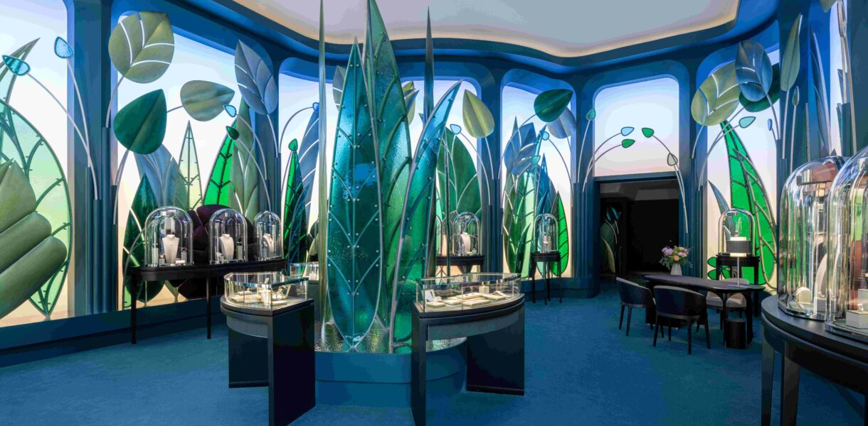 BOUTIQUE VAN CLEEF & ARPELS PARIS